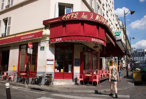 Cafe Des 2 Moulins, e eu na esperança de encontrar a Amelie <3
